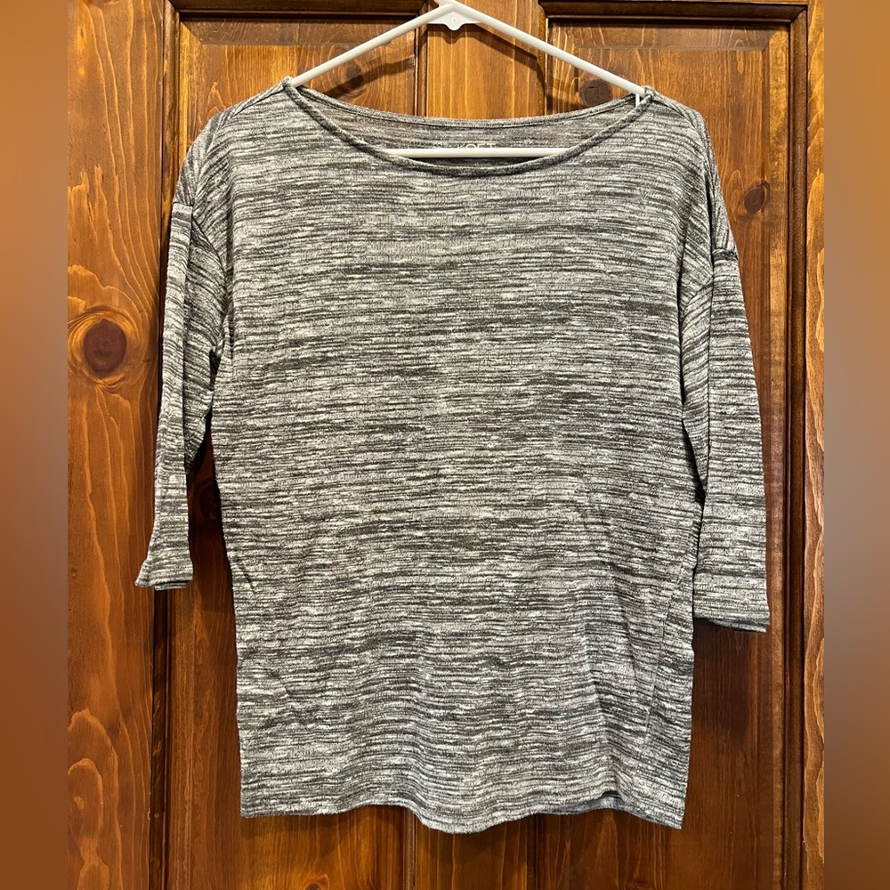 LOFT Heathered Gray Long Sleeve Top